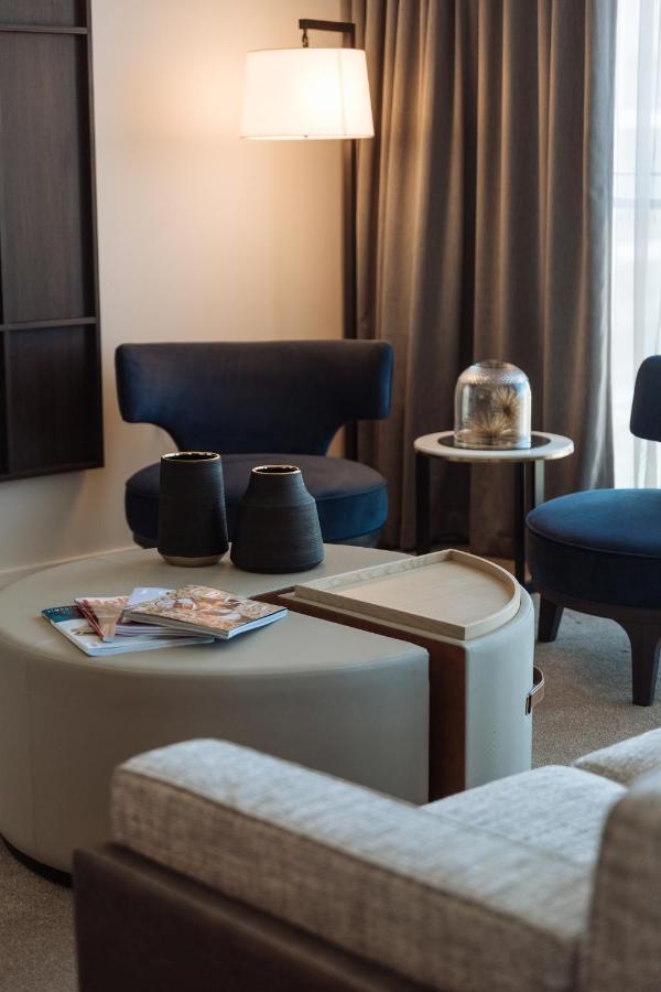 One Global Resorts Green Square Sydney Exterior foto A coffee table